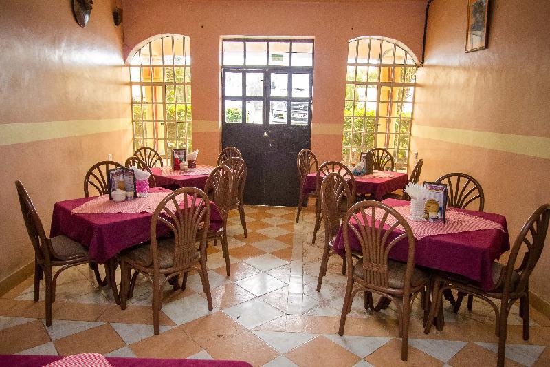 Three Ways Hotel نيفاشا المظهر الخارجي الصورة